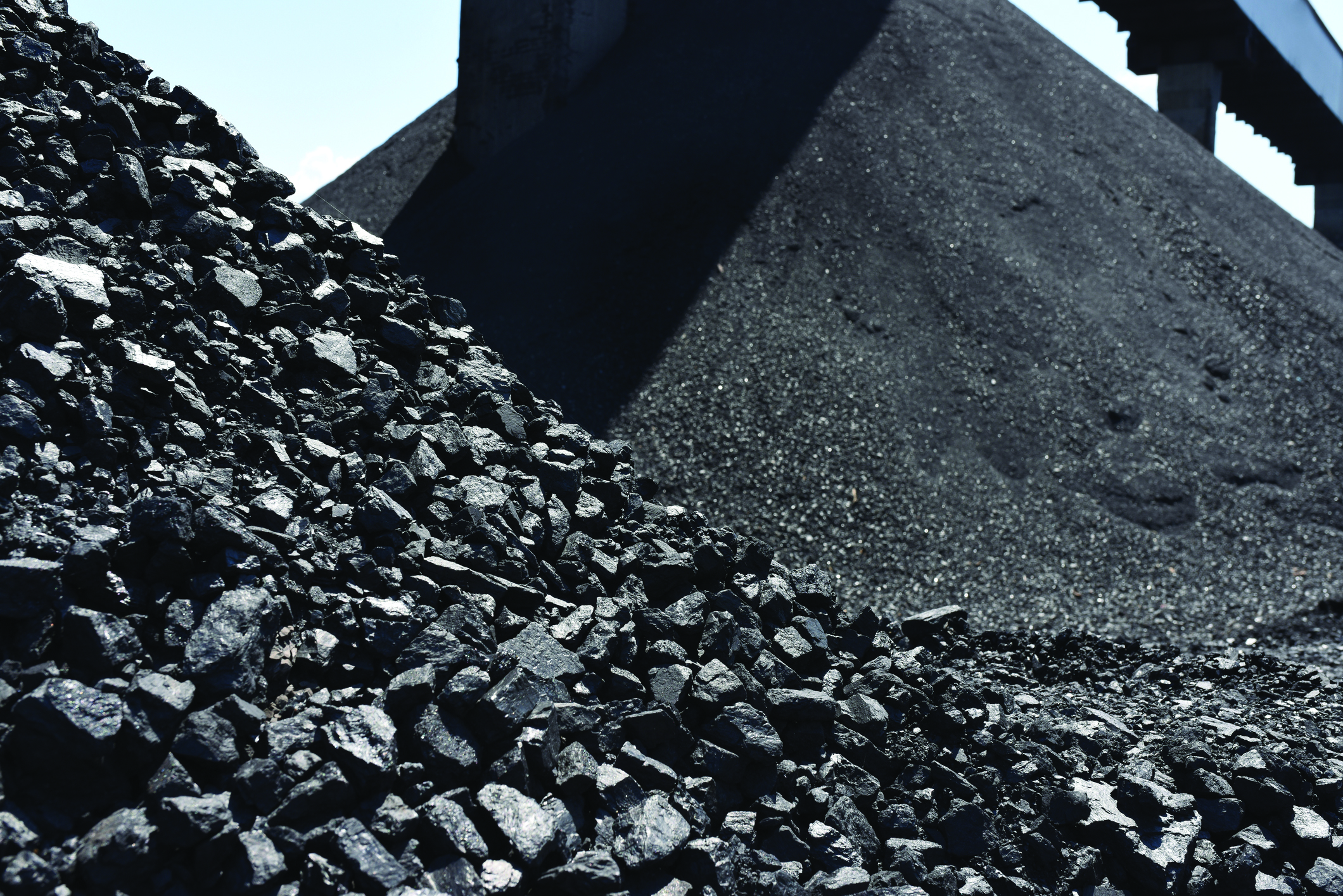 TW1121_coal-mining.jpg
