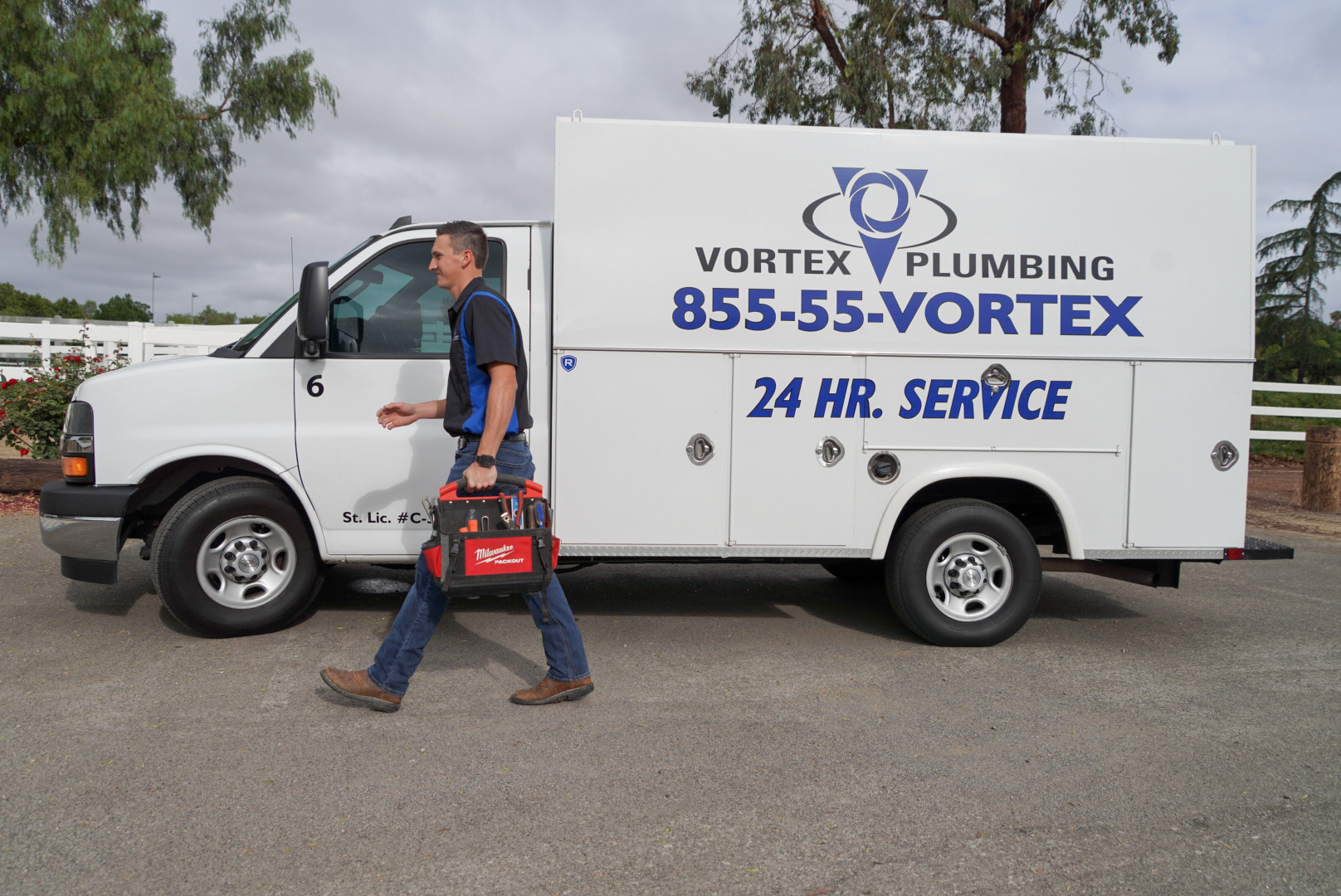 Vortex-Plumbing-Truck--Serice-Tech-Eric.JPG