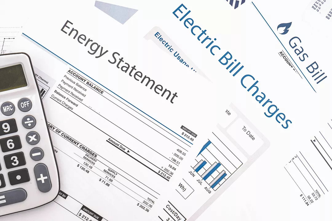 TW0123_energy bills.jpg