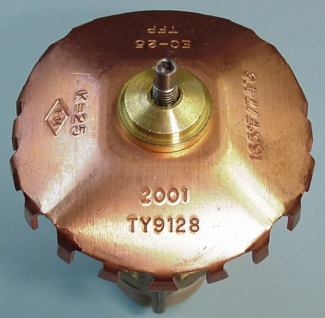 PE0523_Fig 1a-Upright TY9128 SIN.jpg