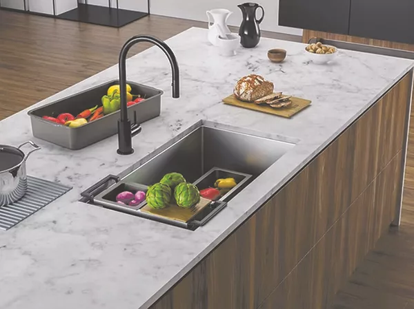 TW0224_Franke Workstation sink.jpg