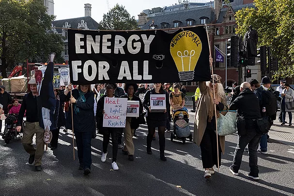 PHCN0424_Egg-Fuel Poverty Action campaigners.jpg