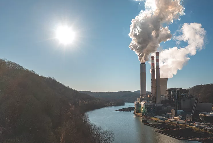 TW0724_coal-fired power station in West Virginia.jpg