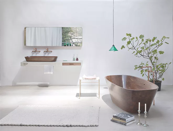 TW0724_Nina_Mair_Shell tub.jpg