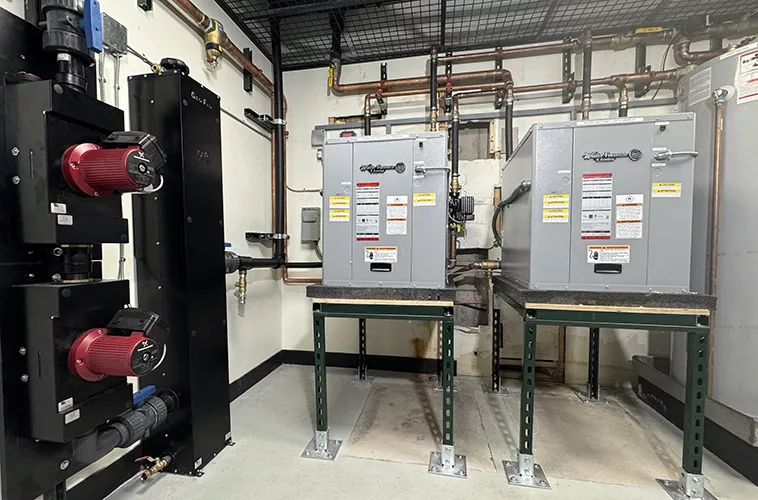 PE0825_opening image-GHEX and Two R-454B refrigerant water-water heat pumps .jpg