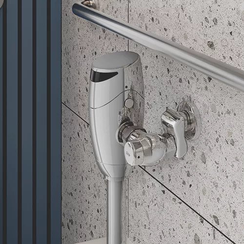 TW0825_ZURN_HYDRO X_RESTROOMS.jpg