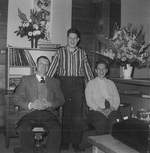 TW0925_Opening Day.jpg