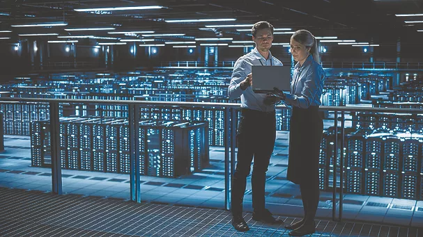 TW0126_data center server farm.jpg