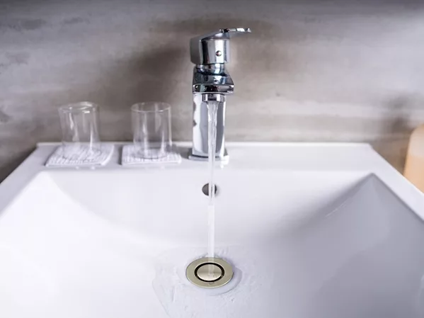 Oatey Co. Dearborn Universal Pop Down Sink Drain.jpg