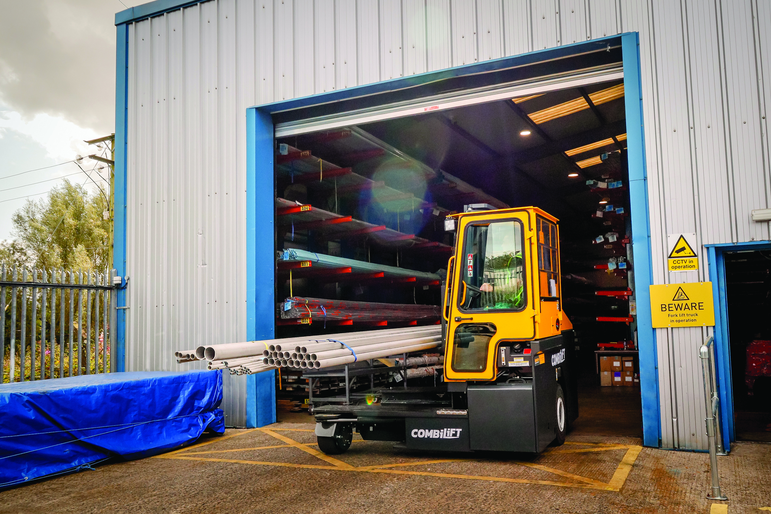 TW0326_Combilift – Combi C-Series – Multi-directional forklift.jpg