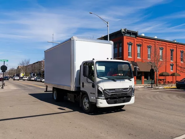 Isuzu Launches New Advantic Premium Body Program With Aebi Schmidt .jpg