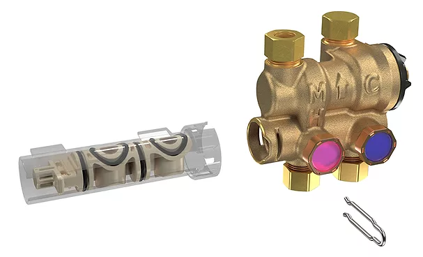 LFUSG-CS - Spec Sheet Rendering 4 - With Sleeve.jpg