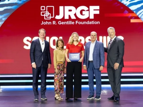 Rileigh Manuel Receives Rick and Debbie Gopffarth Mechanical Construction Endowed Scholarship.jpg