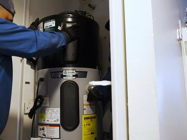 A. O. Smith Voltex 120V Heat Pump Water Heater Brings Efficiency and Cost Savings to California Apartment Complex  .jpg