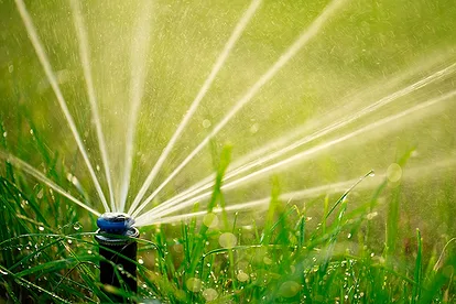 Pe0826 lawn sprinkler