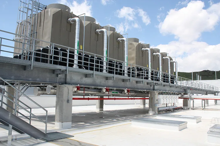 PE0926_NLR ESIF_Cooling Towers.jpg