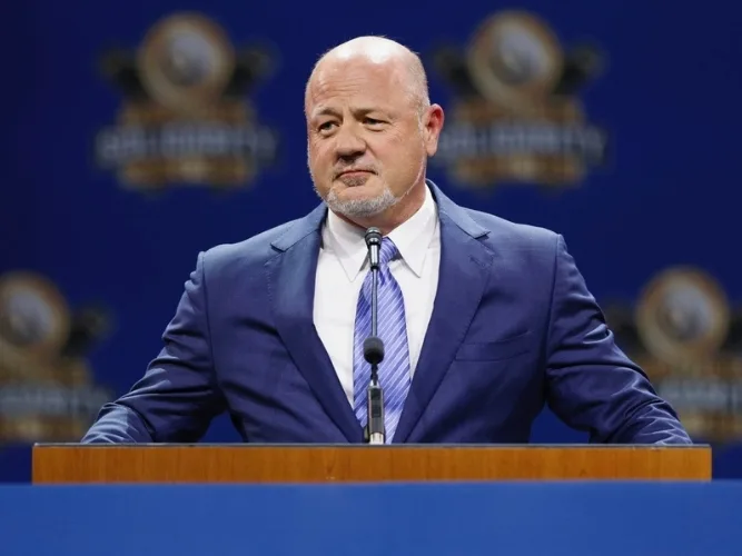 MCAA President Curtis Harbour Highlights Strong MCAA-UA Partnership at UA Convention.jpg