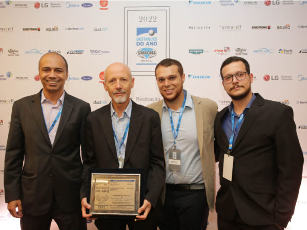 SMACNA Brazil Honors Armstrong as Key Supplier on Award Winning Projects.jpg