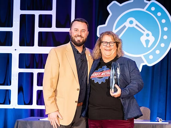 Angie Simon Wins Industry Advocate Award for Recruiting Efforts.jpg