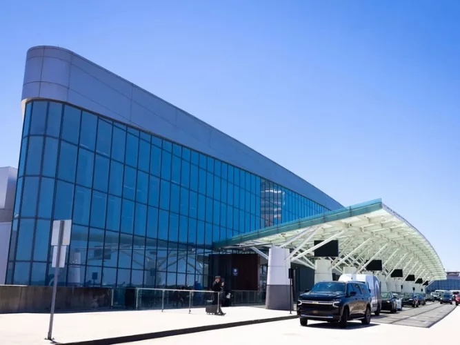 Hartsfield-Jackson to Hold First Welding Apprenticeship Graduation.jpg