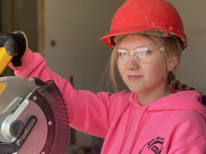 Lowe's Foundation Partners with SkillsUSA to Celebrate 'Trades Stars' from the Toolbelt Generation on SkillsUSA National Signing Day 2.jpg