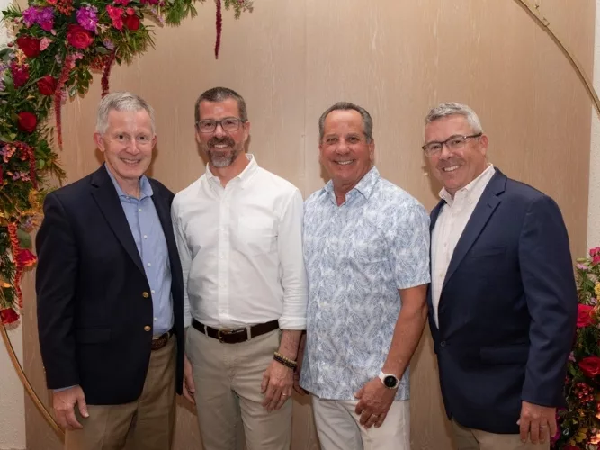 METUS Recognizes Top Distributors at 2025 Diamond Leadership Awards Ceremony 2.jpg