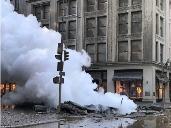 Manhattan Steam Pipe Explosion Spews Asbestos