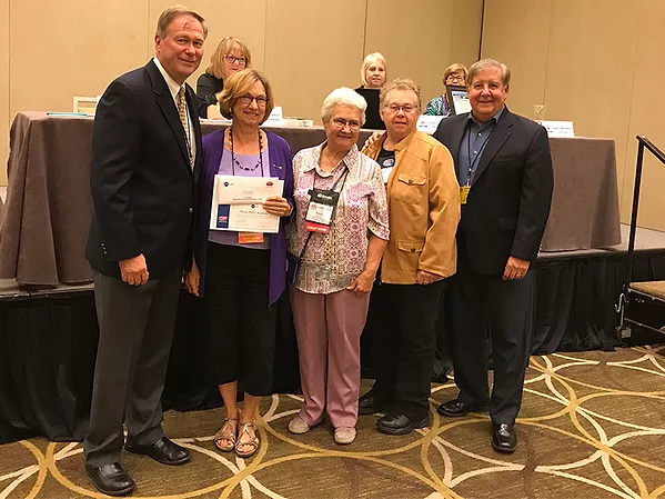 PHCC – National Auxiliary Presents Cox Awards