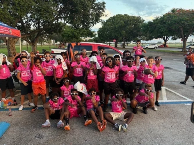 Air Pros USA Sponsors Youth Football Team for Breast Cancer Awareness.jpg