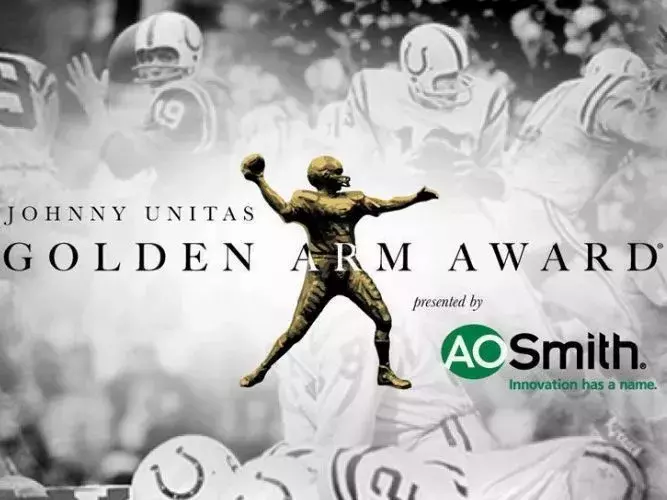 Johnny Unitas Golden Arm Award Narrows 2025 Watch List to Top 25 Quarterbacks.webp