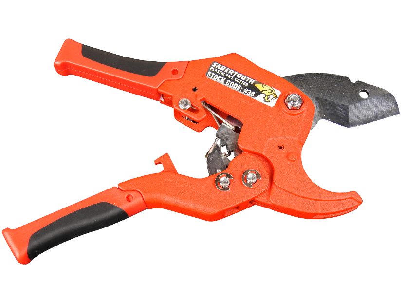 J.C. Whitlam Manufacturing Co. Sabertooth Plastic Pipe Cutter 202101