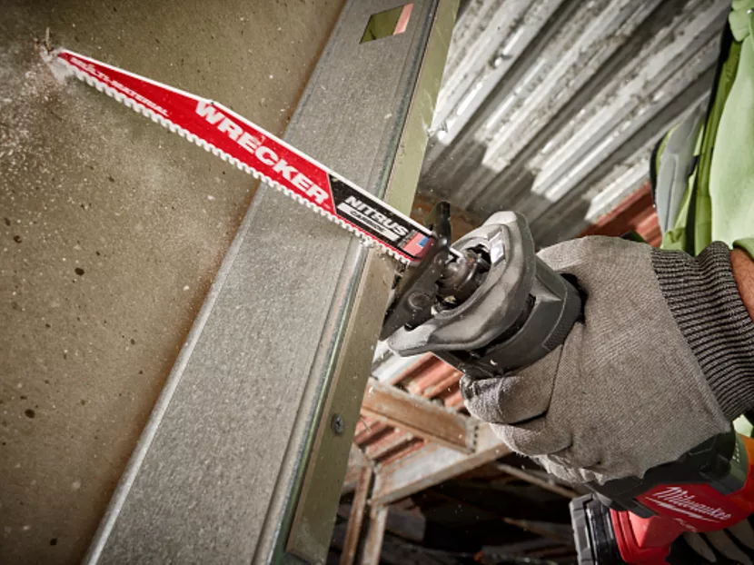 Milwaukee Tool WRECKER with NITRUS CARBIDE SAWZALL Blade