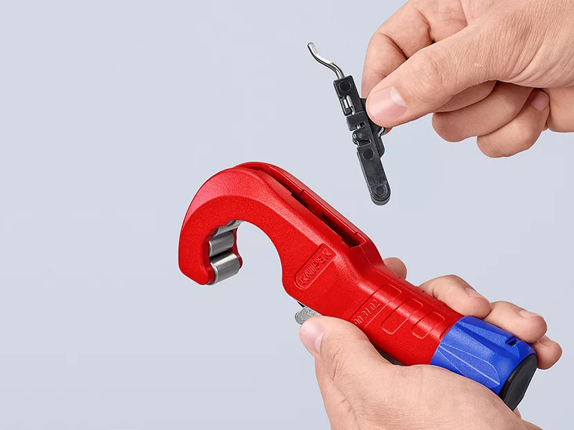4 KNIPEX Tools TubiX Pipe Cutter