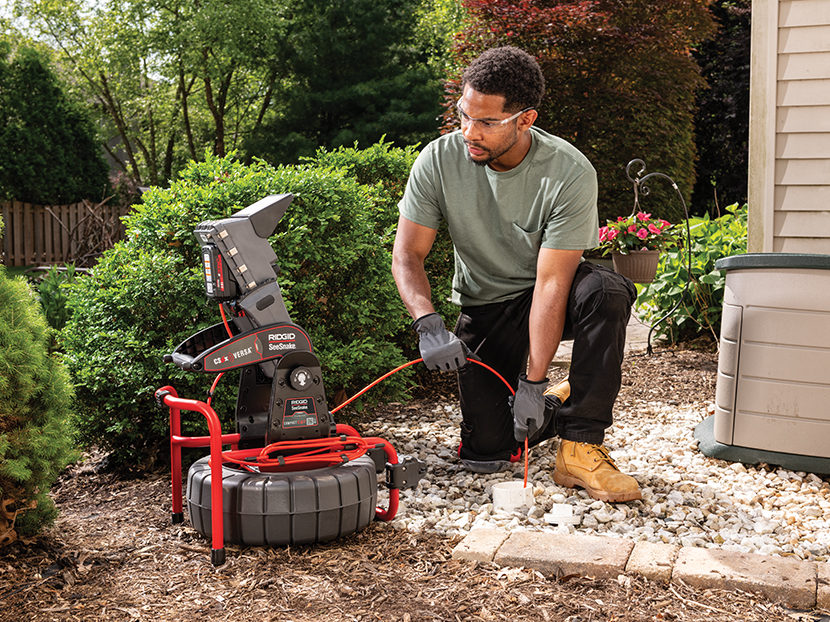 https://www.phcppros.com/ext/resources/PRODUCTS/Product-July-2019/RIDGID-SeeSnake-Compact-C40-and-M40-Camera-Reels.jpg?height=635&t=1564089345&width=1200
