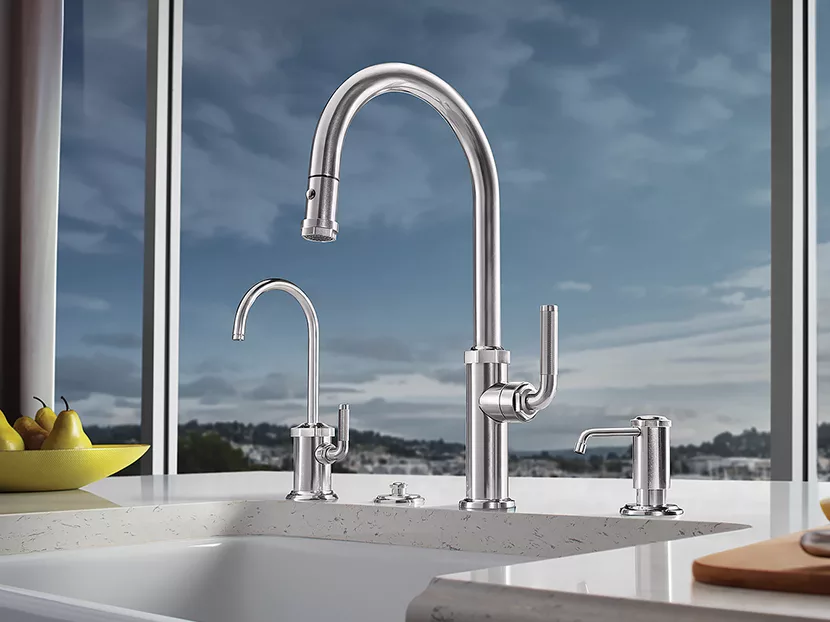 California Faucets Descanso Series Pull-Down Kitchen Faucet