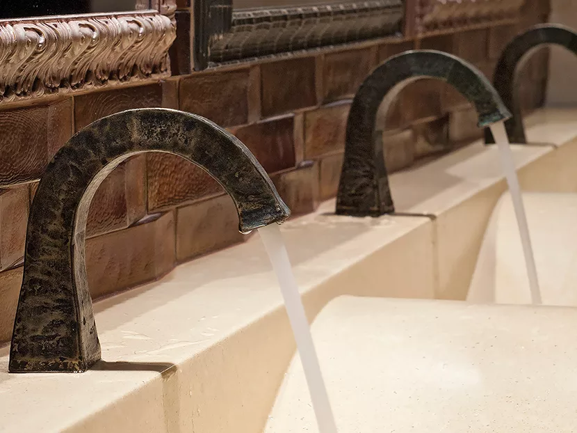 Sonoma Forge Sans Hands Automated Faucet Technology 1