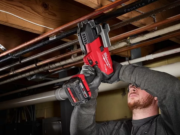 Milwaukee Tool M18 FUEL 1-2”-1” Steel Pipe Cutter.jpg